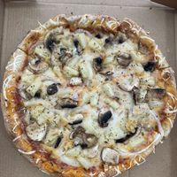 Vegan Hawaiian pizza (no vegan ham, just mushrooms, but very good )  at SENHOR SCOTT'S PIZZARIA ARTESANAL in Quarteira