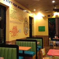 Mixture of booths & tables at Ike's in Mesa