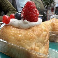 Vegan babà  #Veganuary at Vegan Art in Naples