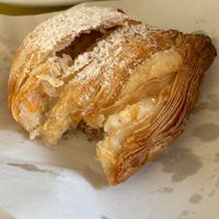 very good sfogliatella with vegan ricotta  at Vegan Art in Naples