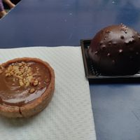 Quality desserts at Vegan Art in Naples