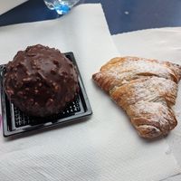  at Vegan Art in Naples