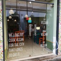 Live vegan  at Vegan Art in Naples