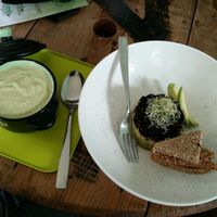 sopa verde pepino at Verde Vegan in Acapulco