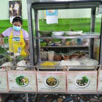 Made to order dishes at Tamachat in Chiang Rai