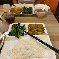 Set lunch/dinner (rice, mix-veg curry like dish, greens, soup)  at Amazing Kitchen in Kowloon