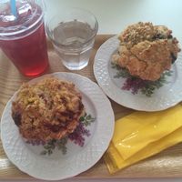 Berry and choc banana muffins at Go Muffins Go - Suginami in Tokyo