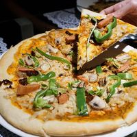 pizza at Mianto 艾果豐 in Taipei