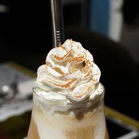 Floating Mountain at Mianto 艾果豐 in Taipei