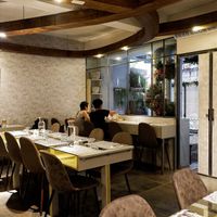 Seats in front at Mianto 艾果豐 in Taipei