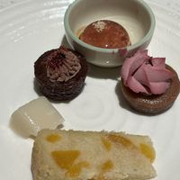 Vegan dessert   at GuǒRán Huì 果然匯 - fruitfulfood in Taipei