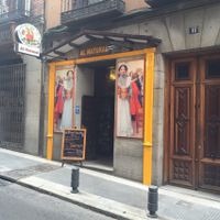 lovely spot - just behind the Spanish Parliament at Al Natural in Madrid