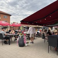 Outdoor seating from inside   at Wanpens Thai Food in Leksand
