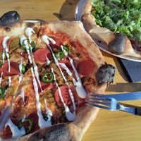 Delicious vegan pizza 🍕 at Varikko Panimo in Oulu