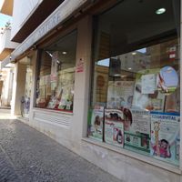 A ervanária Shalom Nature é uma empresa que se dedica ao comércio de produtos naturais e suplementos alimentares, à base de plantas medicinais. Temos também produtos homeopáticos, fitoterapia, chás, celofanes, tisanas, alimentação natural e  at Shalom Nature in Faro