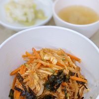 Noodles Mixed with Vegetables and Red Pepper Sauce 비빔국수 at Jogyesa Kitchen - 조계사 승소 in Seoul