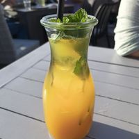 Mango-Limo mit selbstgemachtem Sirup für 7,90 Euro at Strandrestaurant Badezeit in Sylt