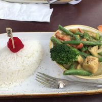 Green curry, labeled “vegan” !! at Sugar and Spice in Cambridge