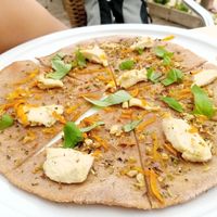 Focaccia alho vegan at Trigo Vermelho in Aljezur