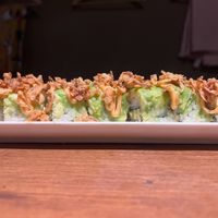 Crispy topped vegetable sushi roll at Nirai Roppongi | Vegan Sushi in Tokyo