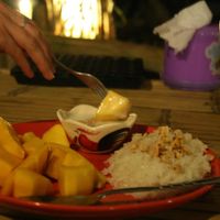 Mango with sticky rice and peanuts at Peace Paradise Restaurant in Koh Jum