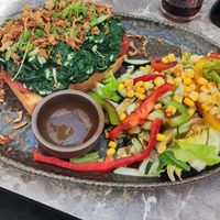 Veganer Käse-Spinat Toast at Albrecht-Brunch, Café, Pizza in Leutkirch Im Allgaeu