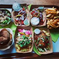 Verschillende gerechten at Roots Rock Kitchen in Utrecht