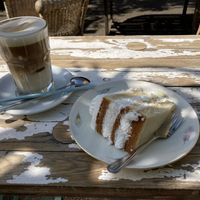 Iced Latte and Ravvaelo Cake  at Kruemelkueche in Duisburg