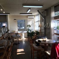 Charming, bright interior  at Cafe Bonheur in Tanabe