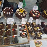 Sweet tooth, anyone? 🤩 at Vegan Sweet Tooth in London