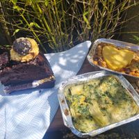 Peanut Butter and Chocolate Cake, Broccoli, Spinach and Tofu Cannelloni and Lentils and Polenta Shepherds Pie at Vegan Sweet Tooth in London
