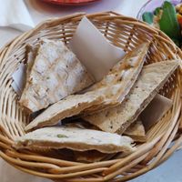 Fladenbrot at Moyome in Krems An Der Donau