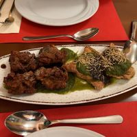 Vegan samosas & vegan fried vegetables 🤤  at Imlee in Bochum