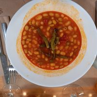 Alubias con guindilla( menú) at Km.0 in San Sebastian