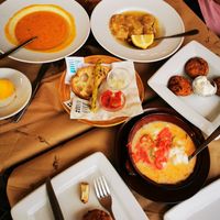 Lentil soup, baked vegan feta, zucchini balls, at Gran Aladino in Corfu