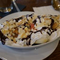 Banana Split at Brasserie LoLa in Paris