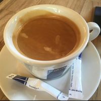 'american' coffee at Brasserie LoLa in Paris