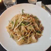 Phad Thai at Brasserie LoLa in Paris