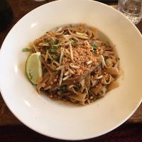 pad thai  at Brasserie LoLa in Paris
