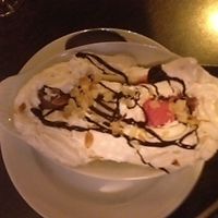 banana split at Brasserie LoLa in Paris