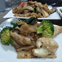 Pad see ew (dry flat noodles)  at Thai Vegetarian Food 泰國素食 in Kowloon