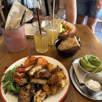 Milanesa vegana 🫠🌱  at La Chusma • esmorzars i bar de barri • in Barcelona