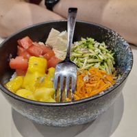 Large poké bowl at Bar Zoi in Malcesine
