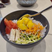 Small poké bowl at Bar Zoi in Malcesine
