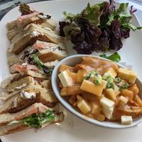 Club végane et poutine at Antidote Bouffe Vegane in Montreal