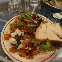 Végé-party sans gluten at Antidote Bouffe Vegane in Montreal