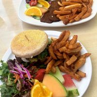 “LIL special” for me  and  “Bénédictines” for my friend 😋 at Antidote Bouffe Vegane in Montreal