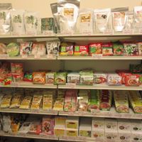 Little shop inside at Chien-Fu - Kunitachi in Tokyo