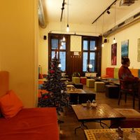  at Welt Cafe in Vienna