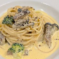 〇 Creamy Vegan Carbonara-Style Pasta 〇
Prepared without nuts, with an allium-free option upon request
※This dish is available from January 5 to January 10, 2025. at Little-Heaven in Kyoto